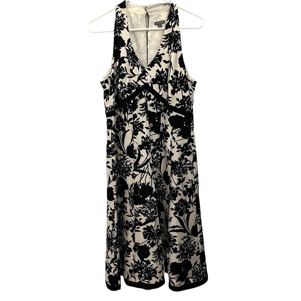 Ann‎ Taylor Black and White Floral 100% Silk Sleeveless Fit and Flare Dress 8